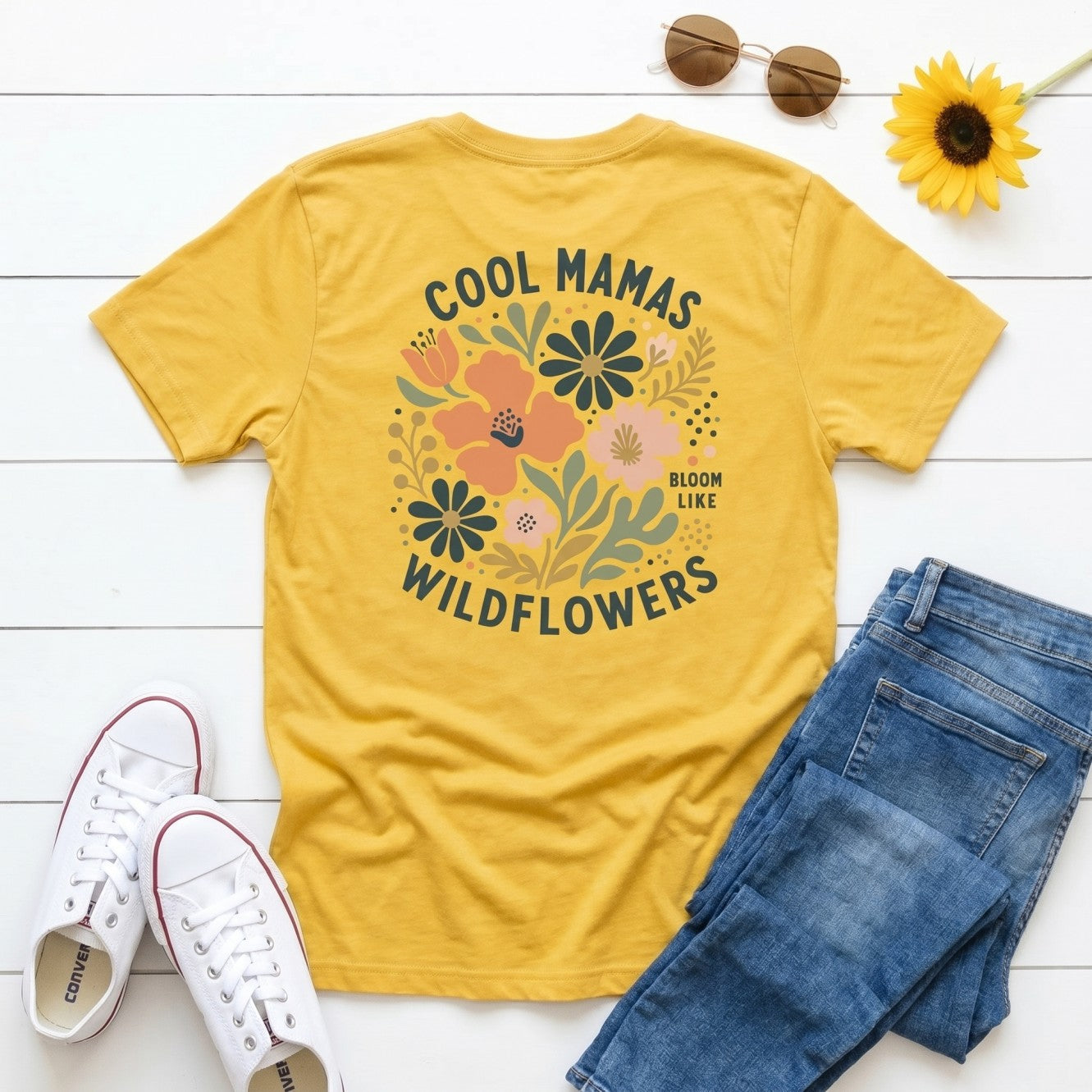Cool Mamas Bloom Like Wildflowers (Slim fit)